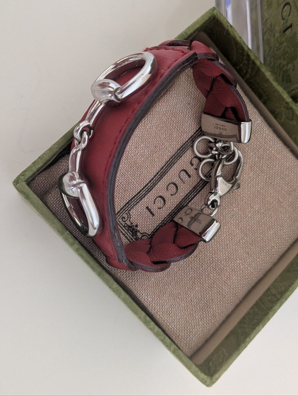 Gucci Red Leather Braided Horsebut Bracelet Like New ๐ - Picture 6 of 11